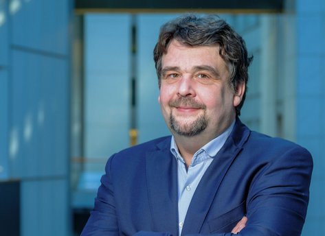 Porträtfoto von Dennis Radtke